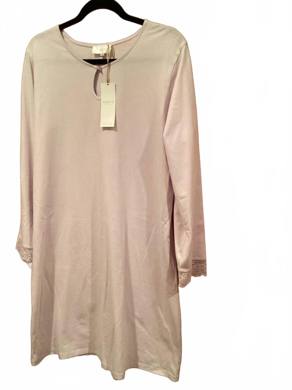 NEW SALUA women's long sleeve gown in lilac